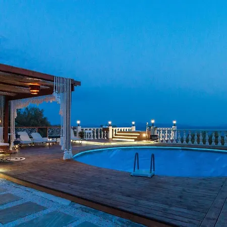 Eva's Luxury * Kritharia (Thessalia)