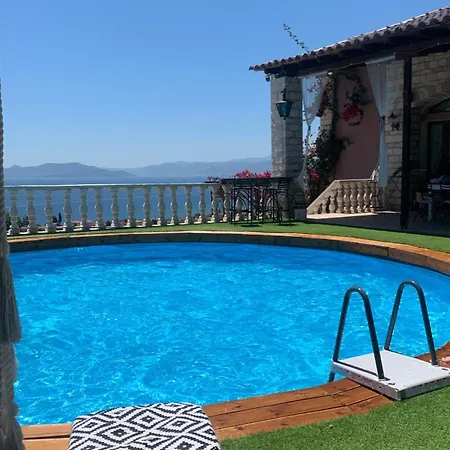 Eva's Luxury Villa *