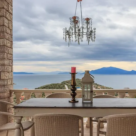 Eva's Luxury Villa *